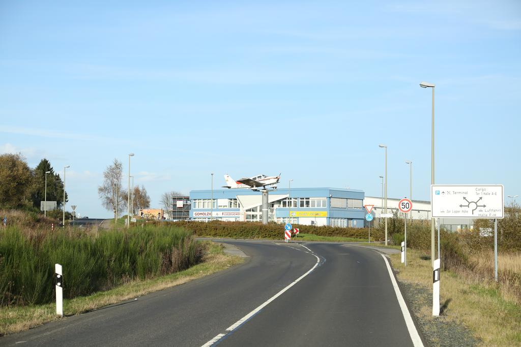 Hotel Bechtel Burbach  Exteriör bild